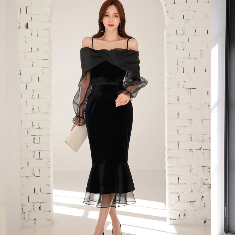 

2025 Spring New Korean Fashion Elegant Simple Dress For Women One Collar Strap Solid Color Velvet Splicing Mesh Fishtail Dress