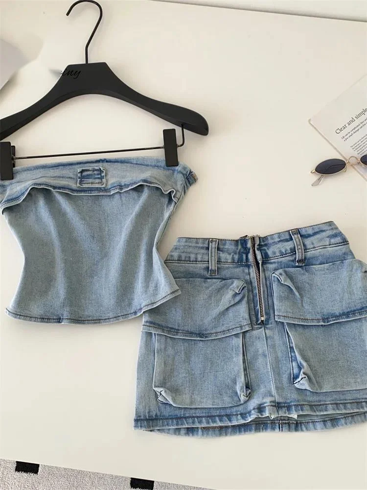 

Летний джинсовый костюм High Street: топ без бретелек + мини-юбка с карманами, стильный комплект из 2 предметов для женщин, высокое качество.