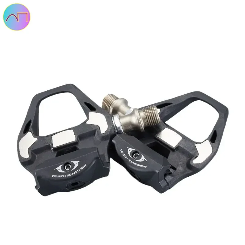 

Lock shoes lock feet road bike
