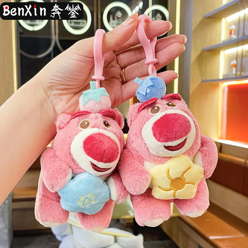 

miniso Flower figurines, street stalls, gift wholesale, exquisite couple backpacks, keychains, claw machines