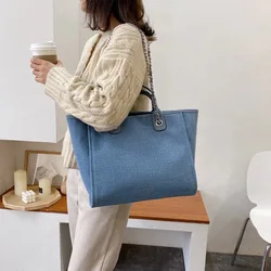 Bolso de mano con cadena para mujer, bandolera informal de diseñador, de lona para playa y ocio, tendencia media, 2023