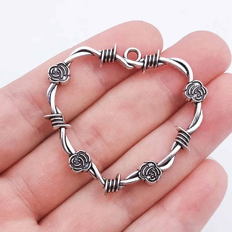 3Pcs 46.5*49mm Antique Silver Color Thorns Heart Flower Charms Pendant Designer Charms Fit Jewelry Making DIY Jewelry Findings
