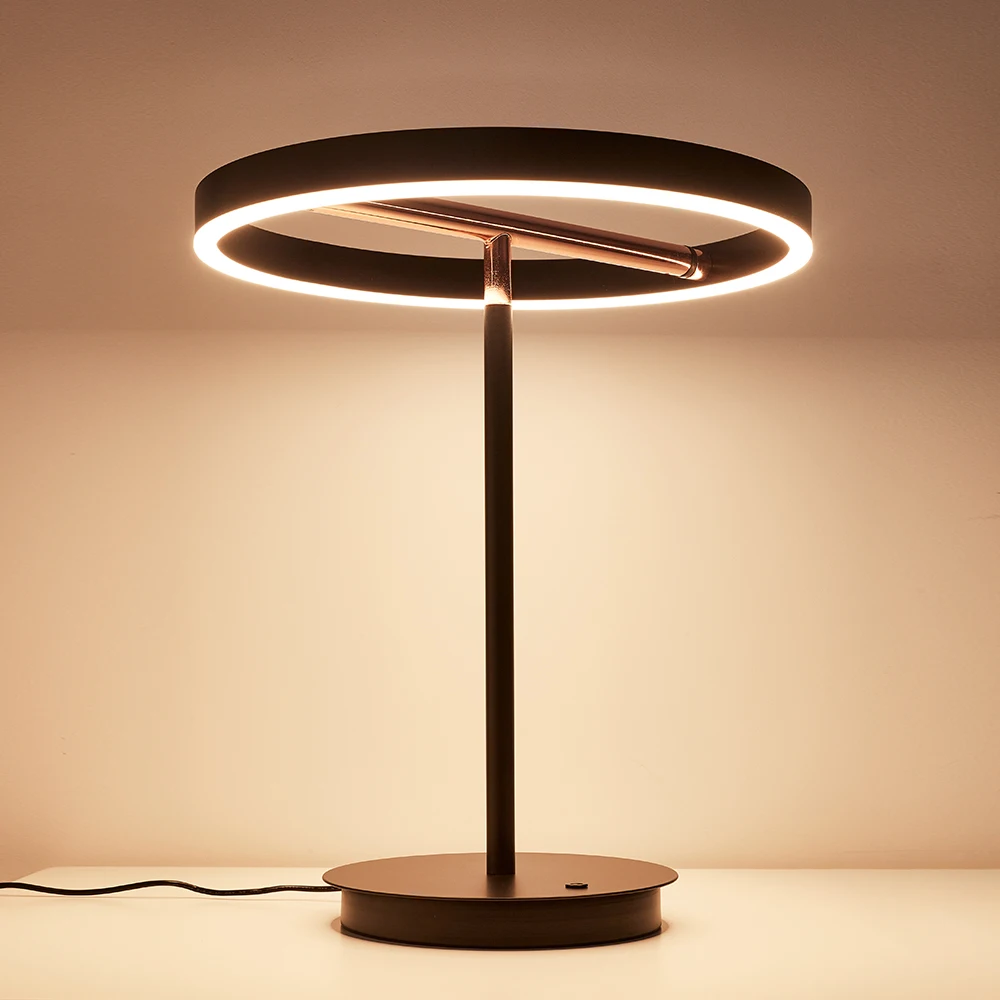 Zhongshan Lighting Factory Restaurant Living Room Bedroom Touch Sensor Switch Creative LED Desk Lamp Simple