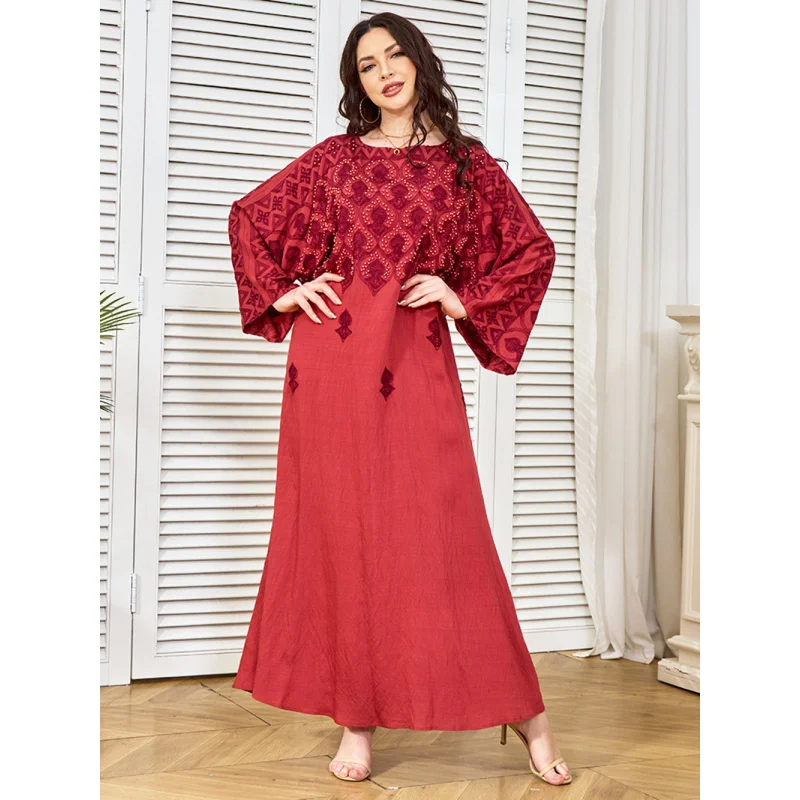 

Middle Eastern New Women's Fashion Factory Elegant Long Robe New Bubble Bead Round Neck Dress