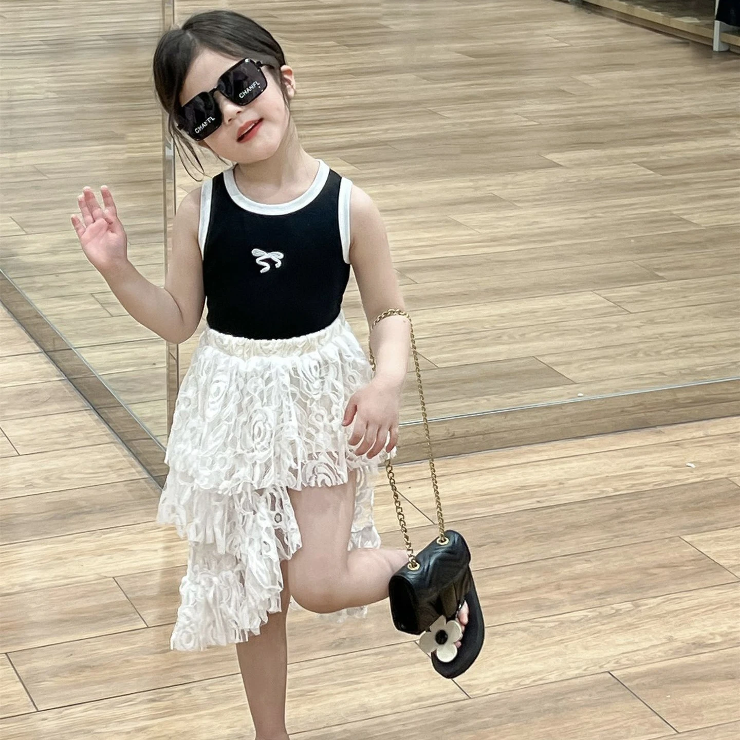Summer Korean Children's Clothing for Girls Refreshing Embroidered Color Contrasting Strap+Irregular Lace Cake Skirt Kids Suits