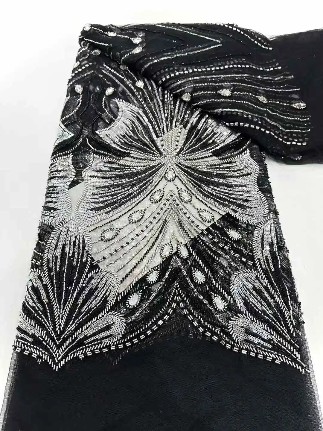 럭셔리 스팽글 레이스 원단 2025 고품질 프랑스 아프리카 네트 비즈 레이스 원단 나이지리아 자수 원단 웨딩 파티용