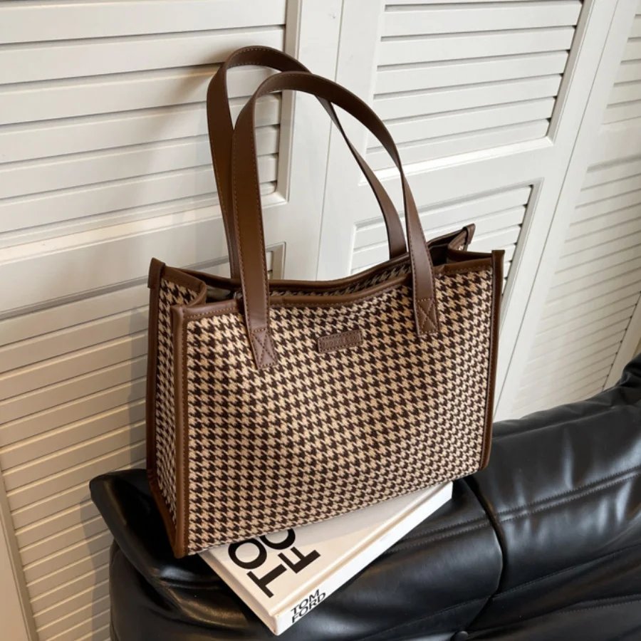 Large capacity houndstooth handbag fashion retro handbag shoulder bag commuter tote bag