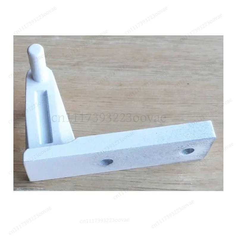 L-1Pcs Middle Door Hinge Chain Link Fixed Axle Bridge for Haier Refrigerator Accessories Part 2748