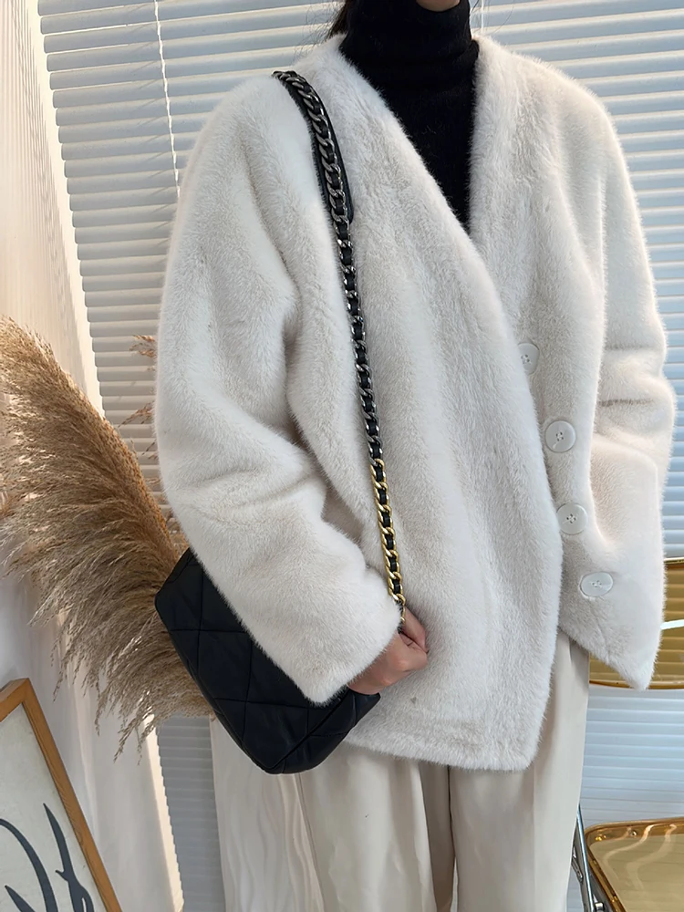 Coffee/Grey/Pink/White Faux Fur Coat Women Winter Loose Fashion Thickened Warm V-Neck Cardigan Mink Fur Jacket Płaszcze Puchowe