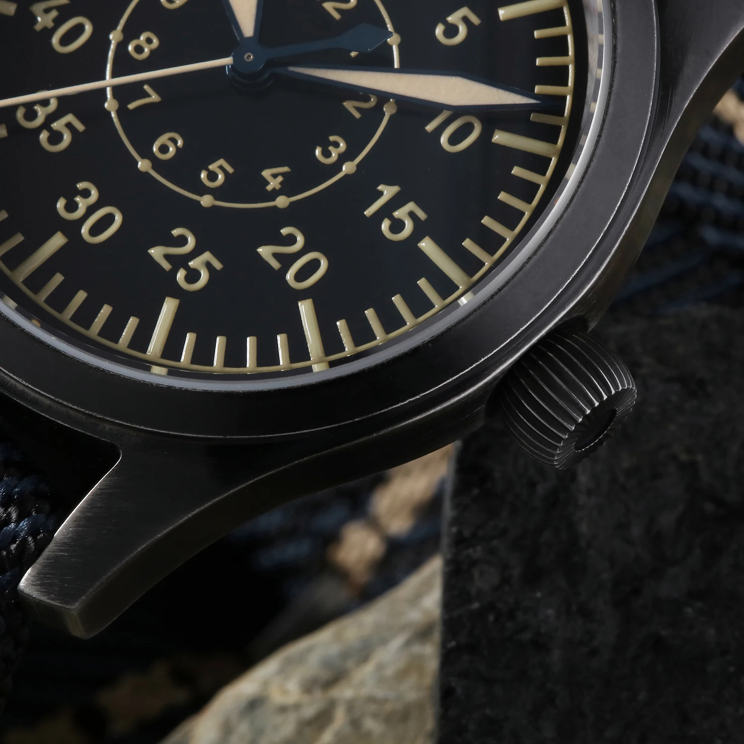 【Escapement Time】VH31 Quartz Movement Pilot Watch with Type-A or Type-B do the old black 38mm Case Waterproof 100M Sapphire