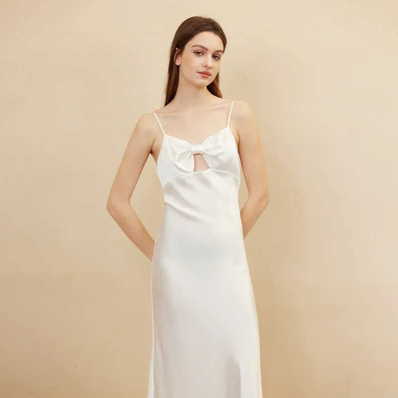 100% seda elegante negro espalda abierta vestido de noche minimalista arco-acente Sling vestido Sexy largo de seda Spaghetti Strap vestido Pastel