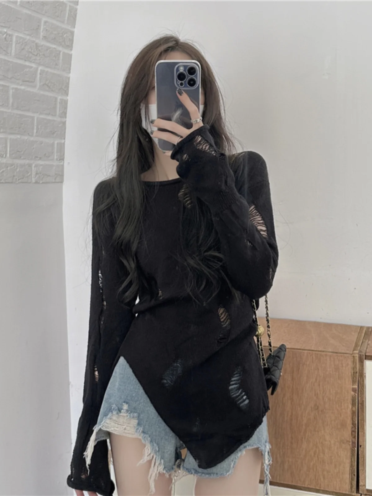 

Black Hollow out Long Sleeve Knitted Top Women's Slim Fit Thin Style Autumn New Design Sensation Korean Version Commute Style