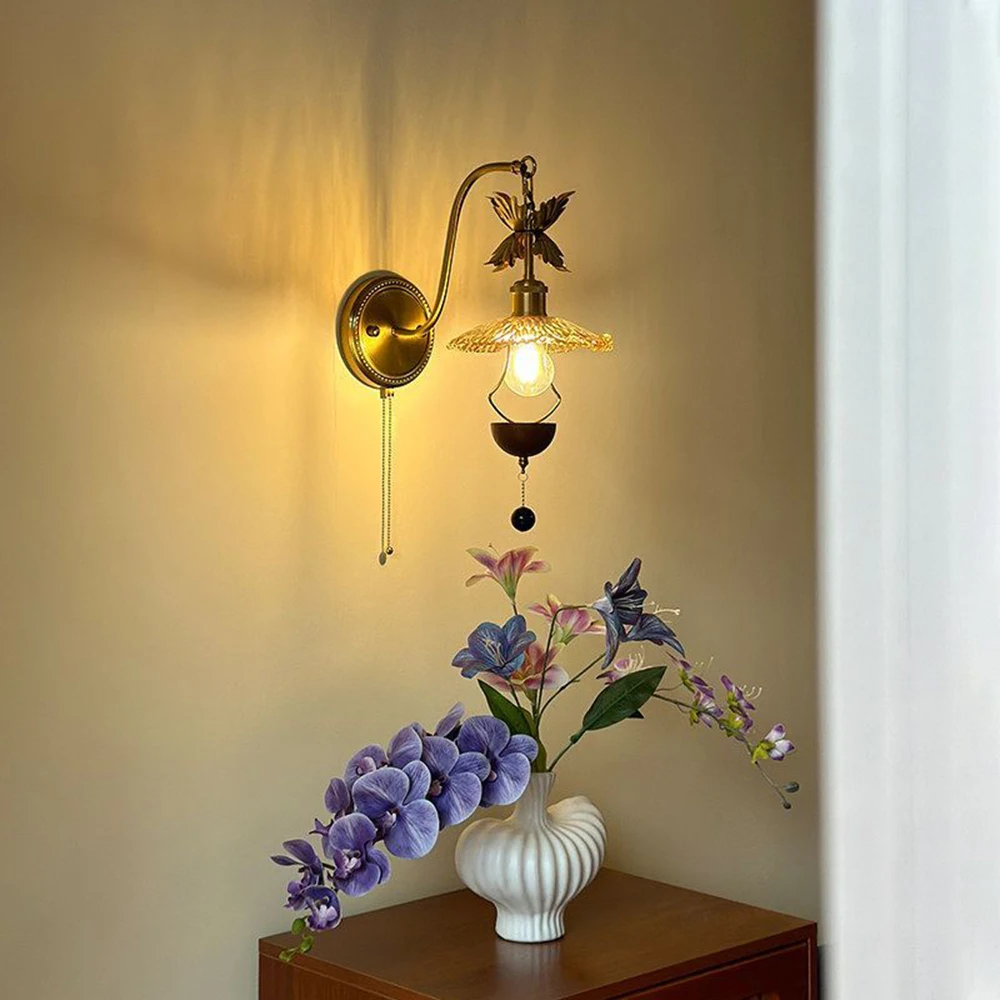 French Retro Flower Light Indoor Living Room Bedroom Bedside Wall Lamps Amber Glass Sconces Walnut Wood Color Wall Light Switch