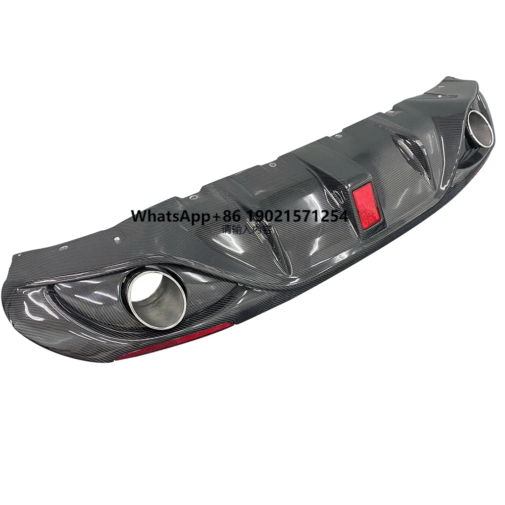 

LED Brake Light Carbon Fiber Rear Diffuser for Alfa Romeo Giulia