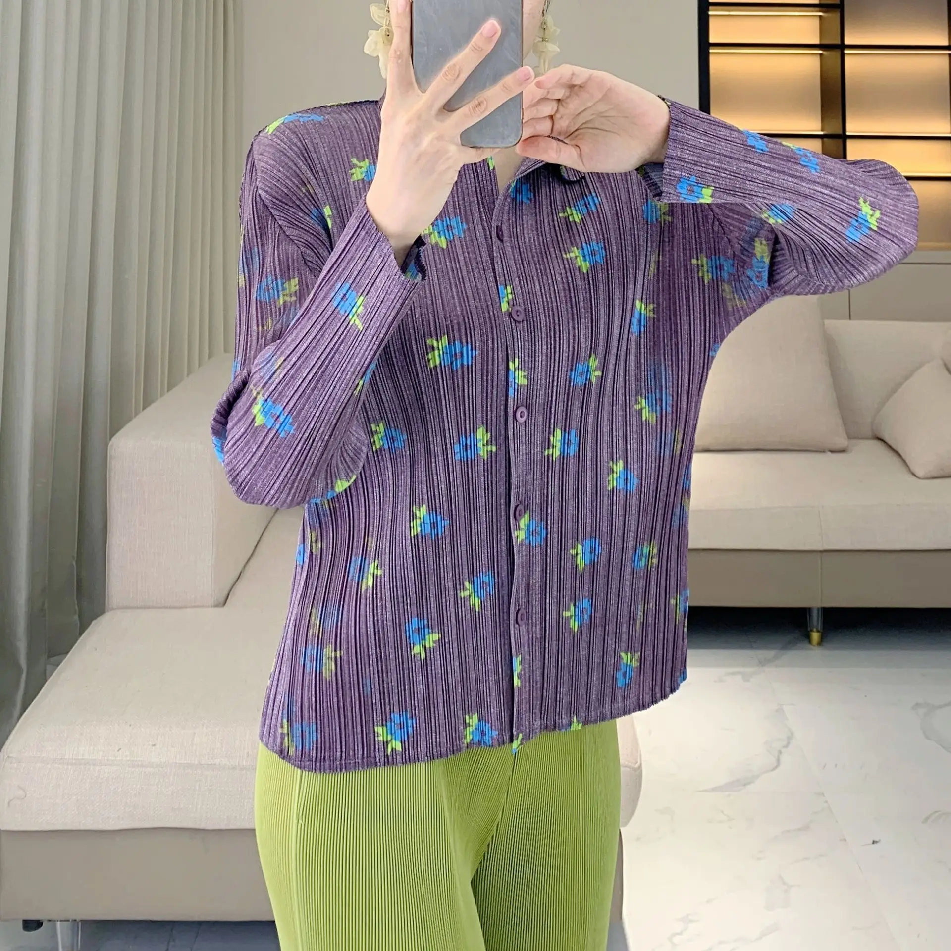 Miyake Pleated 2025 Spring/Summer Women's Casual Versatile Commuter Pleated Shirt Fashionable Print Comfortable Cardigan