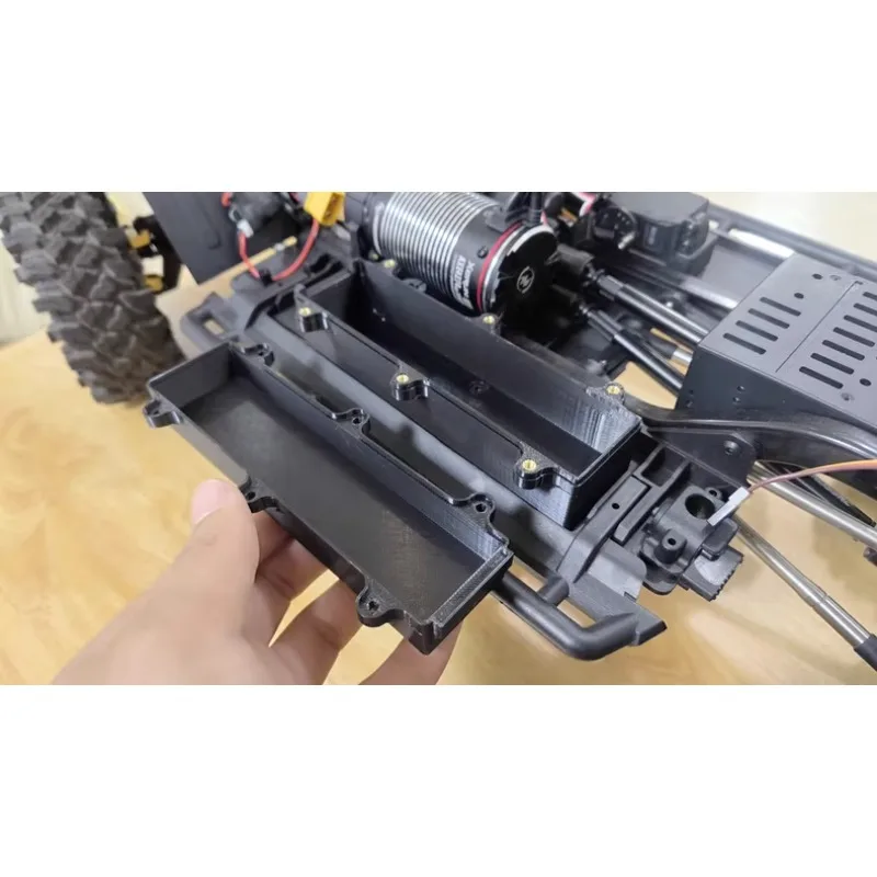 

1/8 Scale Model CROSSRC EMO XL2 6-Drive RC Crawler Extra-Large Receiver Box Upgrade Modification Parts Damage-Free Installation