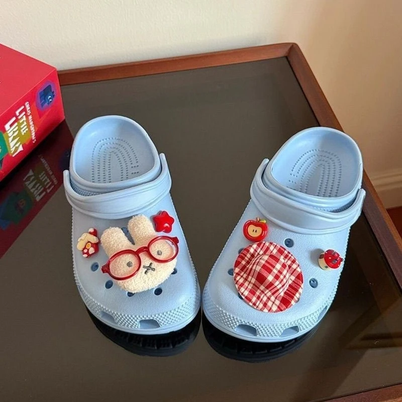 مجموعة أرنب الطماطم من مينيسو مع نظارات من الراتنج للأحذية، إكسسوارات تزيين أحذية قطيفة لطيفة قابلة للإزالة على طراز عطلة الشاطئ