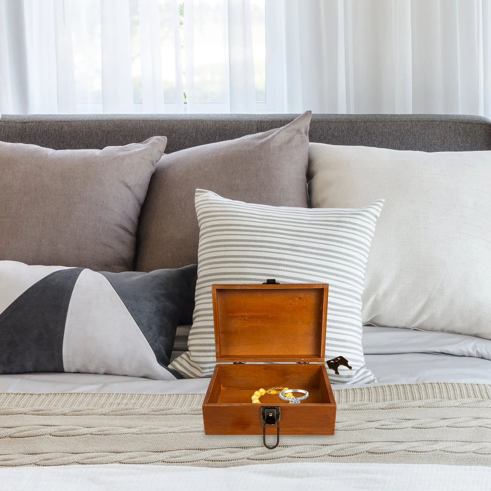 Vintage Wooden Jewelry Box Organizer Elegant Household Storage Container Retro Jewelry Box Vintage Postcard Storage Case