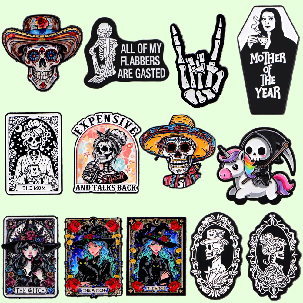 Horror Skeleton Enamel Pin Custom Brooch Lapel Badge Metal Clothes Accessories Wholesale Halloween Jewelry Gift for Friends