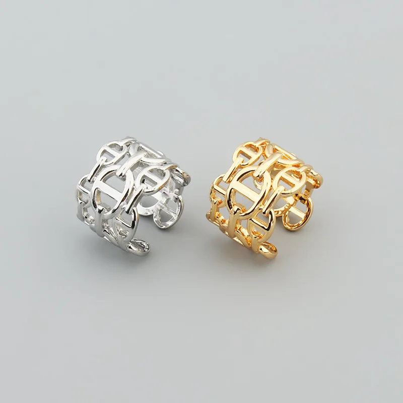 trendy cool new products, bare body three-layer hollow pig nose ring opening average size men's and women's temperament jewelry - view 5