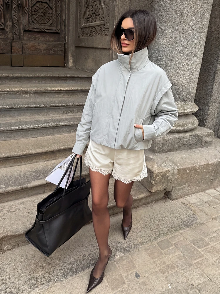 

HH Spring Women Fashion Casual Solid Splicing Short Jacket 2026 Woman Long Sleeves Stand Collar Zipper Slim High Street Coat