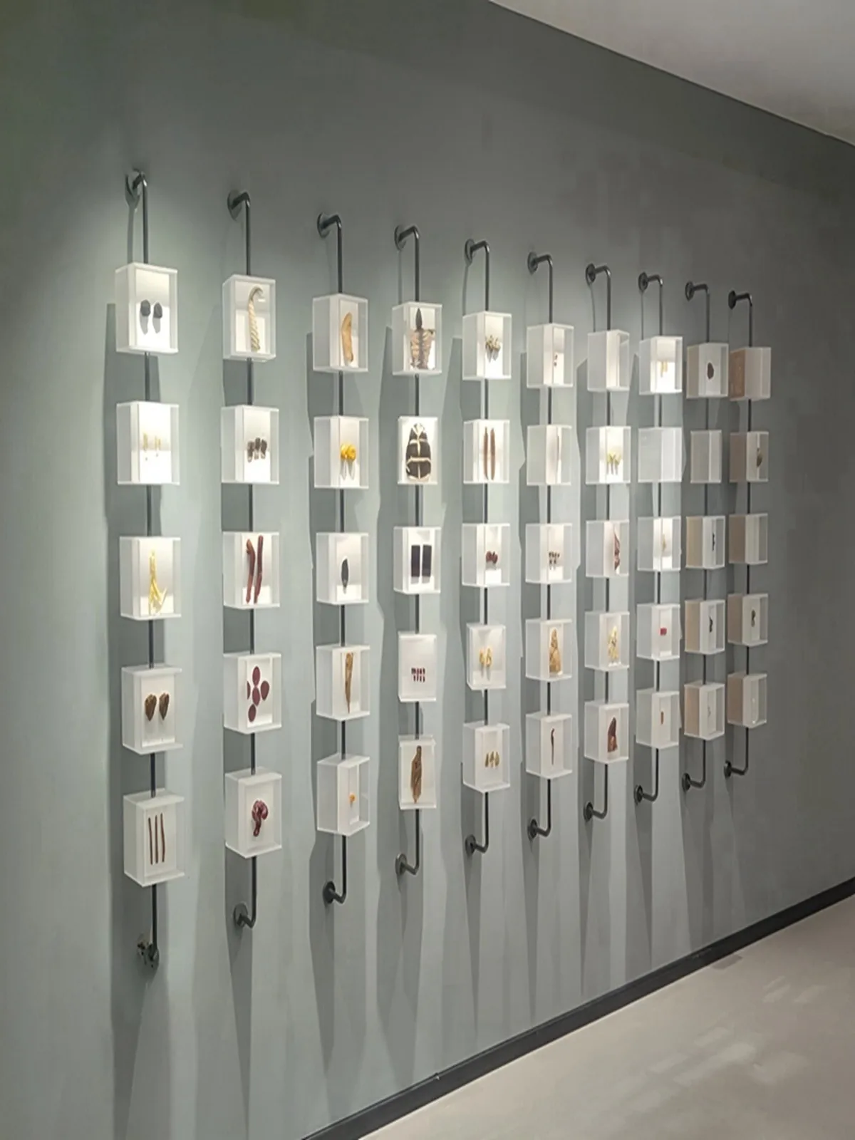 

Acrylic flip wall Internet celebrity interactive flip card Corporate culture wall Photo wall