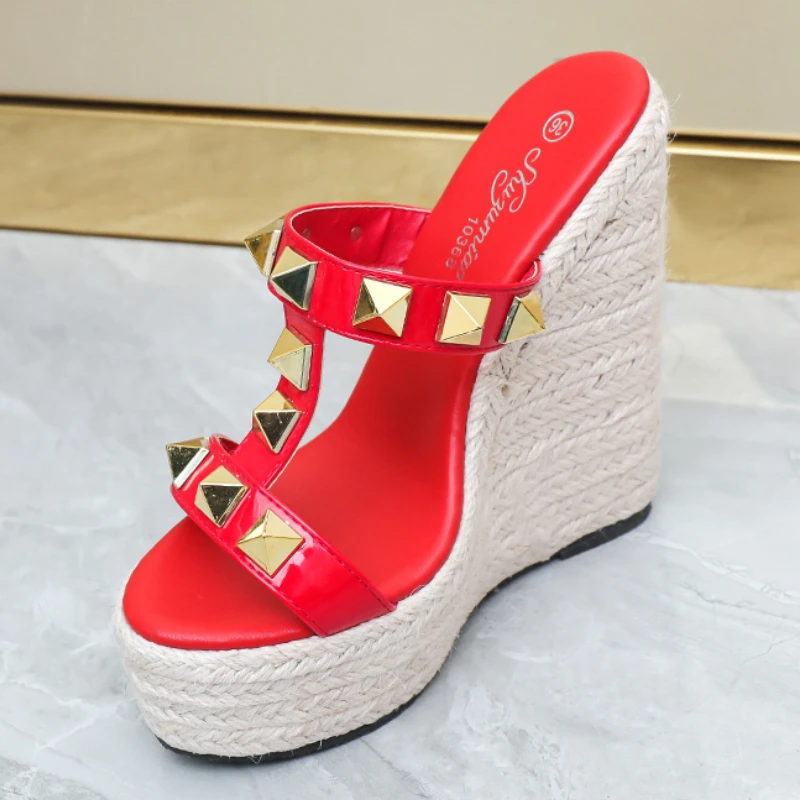 

Summer Rivet Open Toe Slippers Women Wedges Sandals Lady Fashion Straw Rope Weave Slides Female Platform 14 CM High Heels Shoes