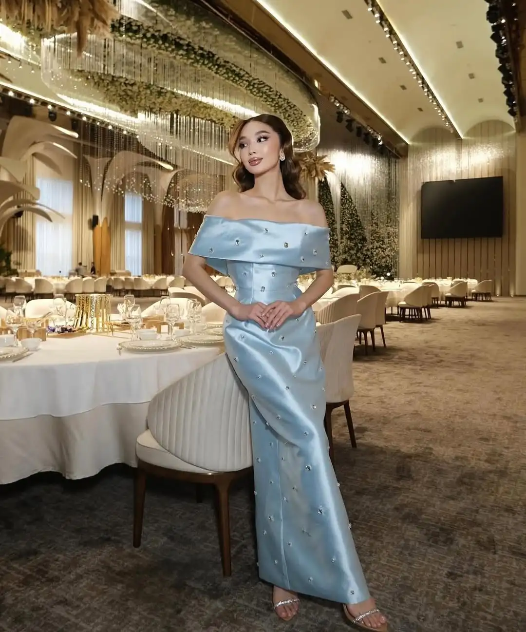 تخصيص السماء الزرقاء قبالة الكتف فساتين لحضور الحفلات الموسيقية 2025 الديكور لامعة حورية البحر فساتين السهرة أنيقة الزفاف النساء فستان الضيوف