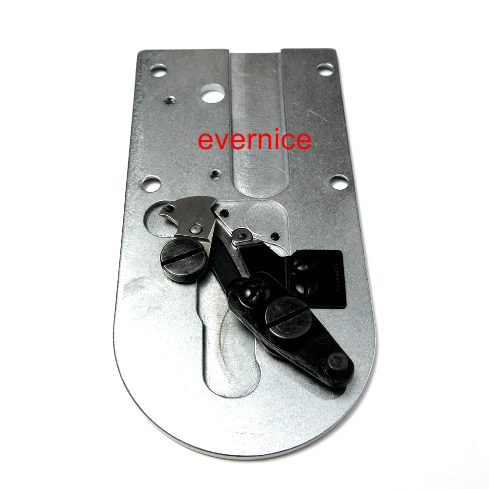 

Игольная пластина в сборе для закрепочной машины Juki LK-1850 # 135-15556