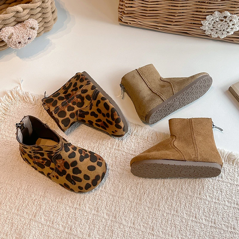 Toddler Girls Suede Leather Boots 2026 New Winter Kids Thermal Ankle Boots Non-slip Simple Retro Style School Boots Daily Wear