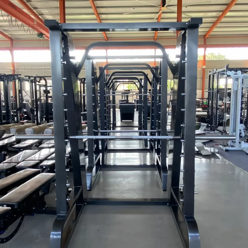 

Popular Durable Steel Smith Machine With Safety Features For Squatting Leg Exercises
