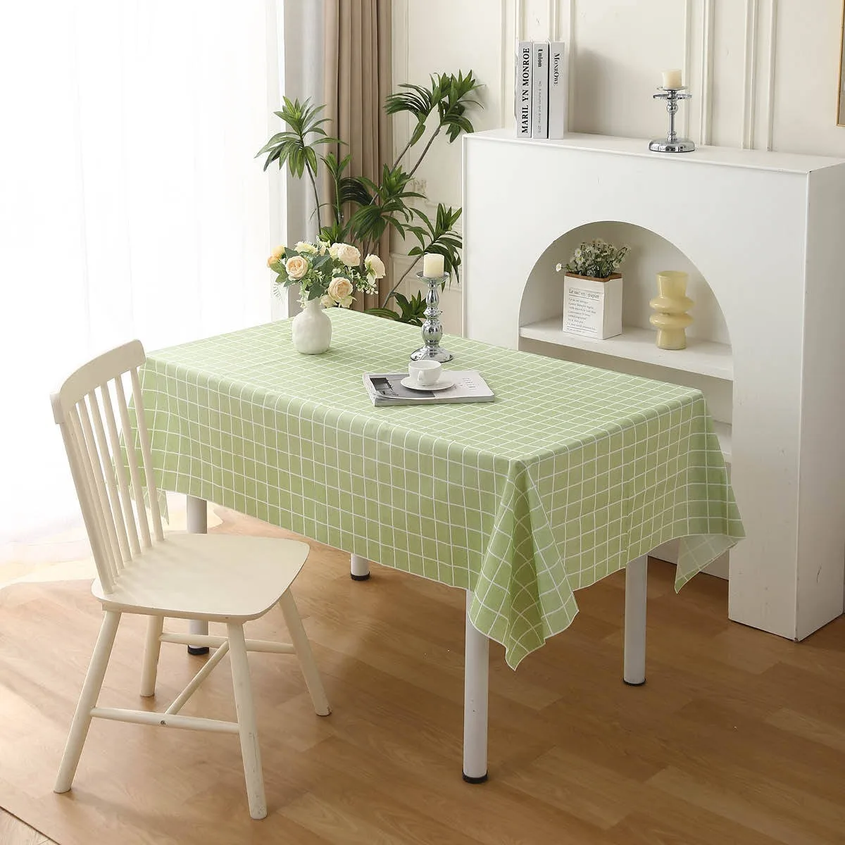 

Modern Green Lattice Tablecloth Simple Plaid Table Cover Waterproof Dust-proof Desk Cloth for Dining Room Kitchen Home Decor