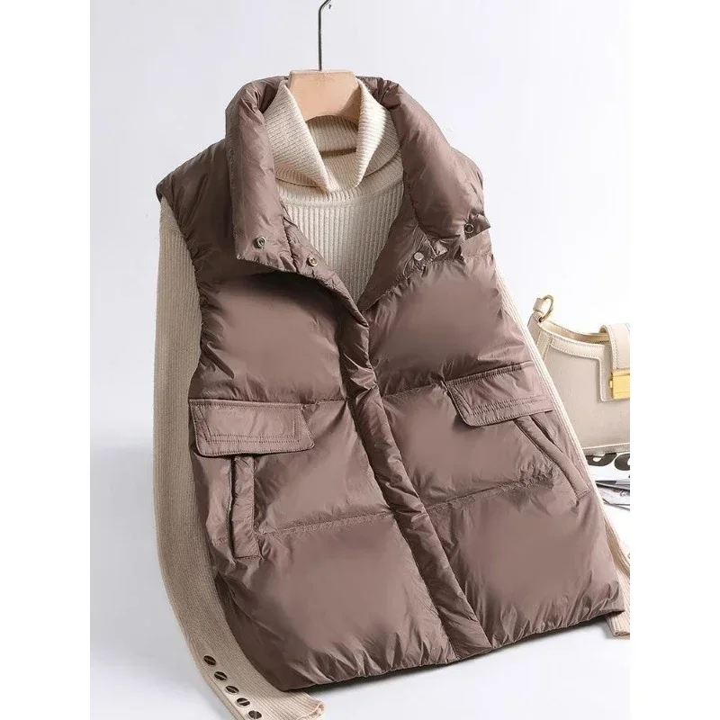 Jaqueta de pato ultra fina e leve para mulheres, acolchoada, curta, quente, colete básico, bolso casual, colete, casaco feminino, outono, inverno, 2024