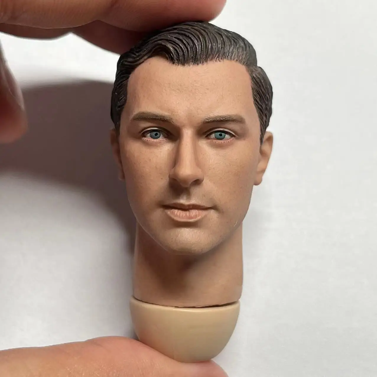 

1/6 барабанщик чести, голова рейнера младшего брата, скульптура головы мужского солдата, модель резьбы по голове, подходит для 12-дюймовой экшн-фигурки, тела