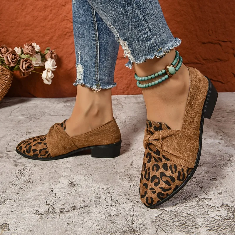 2024 New Leopard Women Chunky Loafers Shoes Suede Fashion Mid Heels Walking Shoes New Brand Pumps Casual Dress