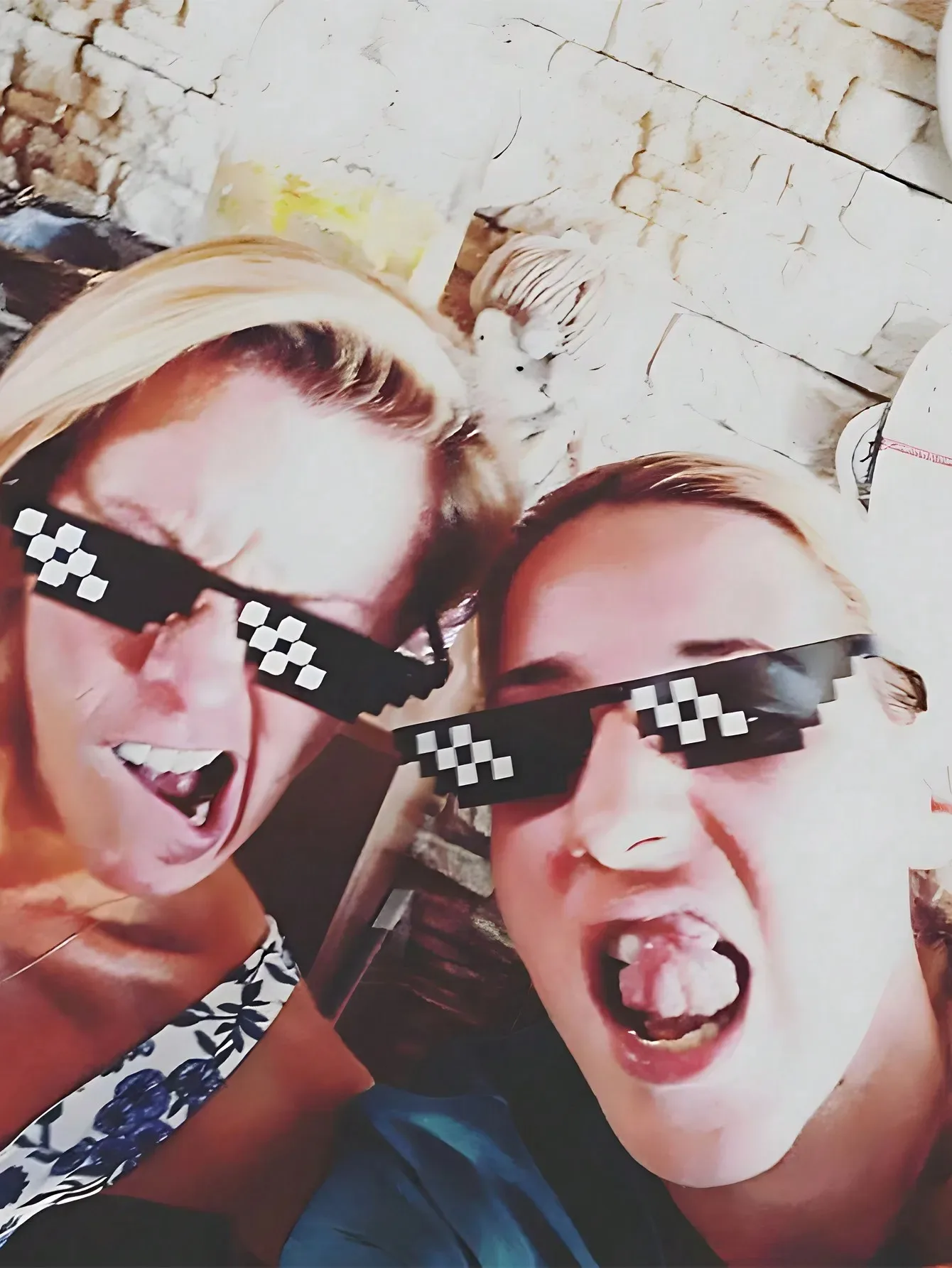 20/6pcs Party Black Sunglasses 8-bit Pixelated Mosaic Game Player Photo Props Funny Glass for Adults Teenagers Face Accessories