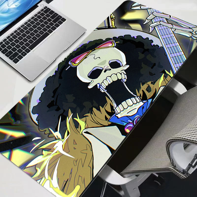 Tapis de Souris Gaming XXL One Piece Anime pour Clavier et Ordinateur Portable – Grand Tapis de Bureau en Caoutchouc