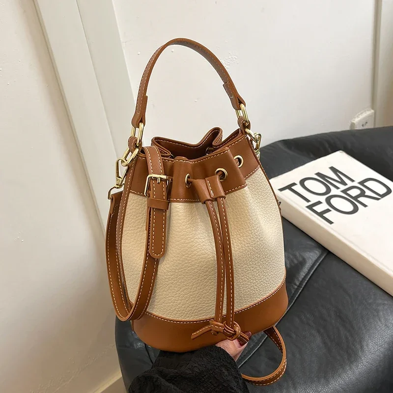 

Popular Niche Design Bags for Women This Year 2025 New Fashionable and Versatile Crossbody Bags, Commuting Hand-held Bucket Bags