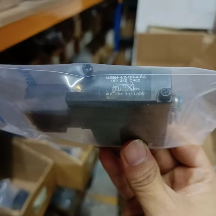 

5 Pieces/lot High Quality Black Label M2.184.1111 4MM Hole Or 6MM M2.184.1121 Solenoid Valve M2.184.1111/05 M2.184.1121/05