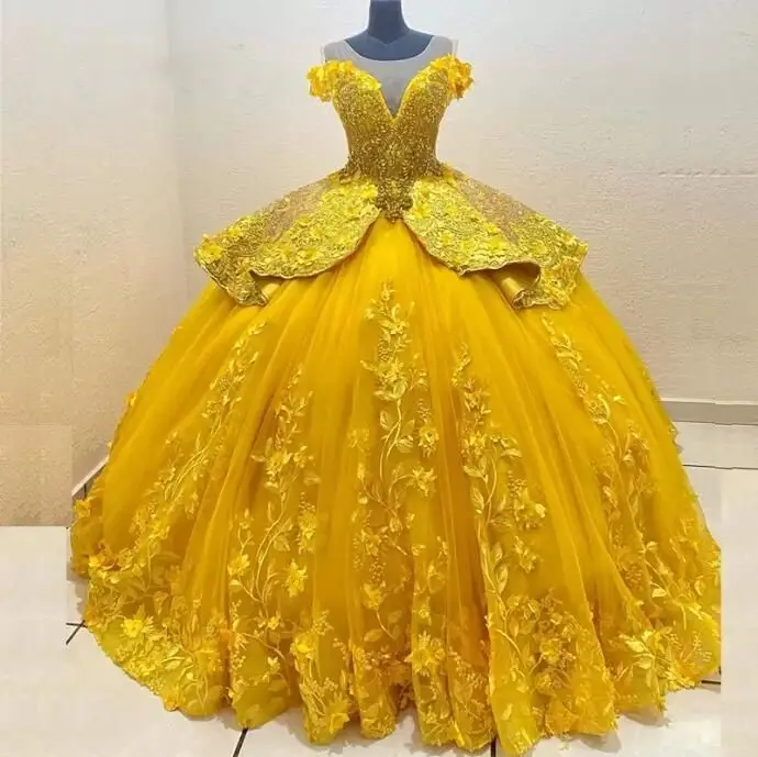 

Gold Quinceanera Dresses Lace Applique Tiered Beaded Sleeveless Sweep Train Jewel Neck Custom Made Sweet 16 Princess Party