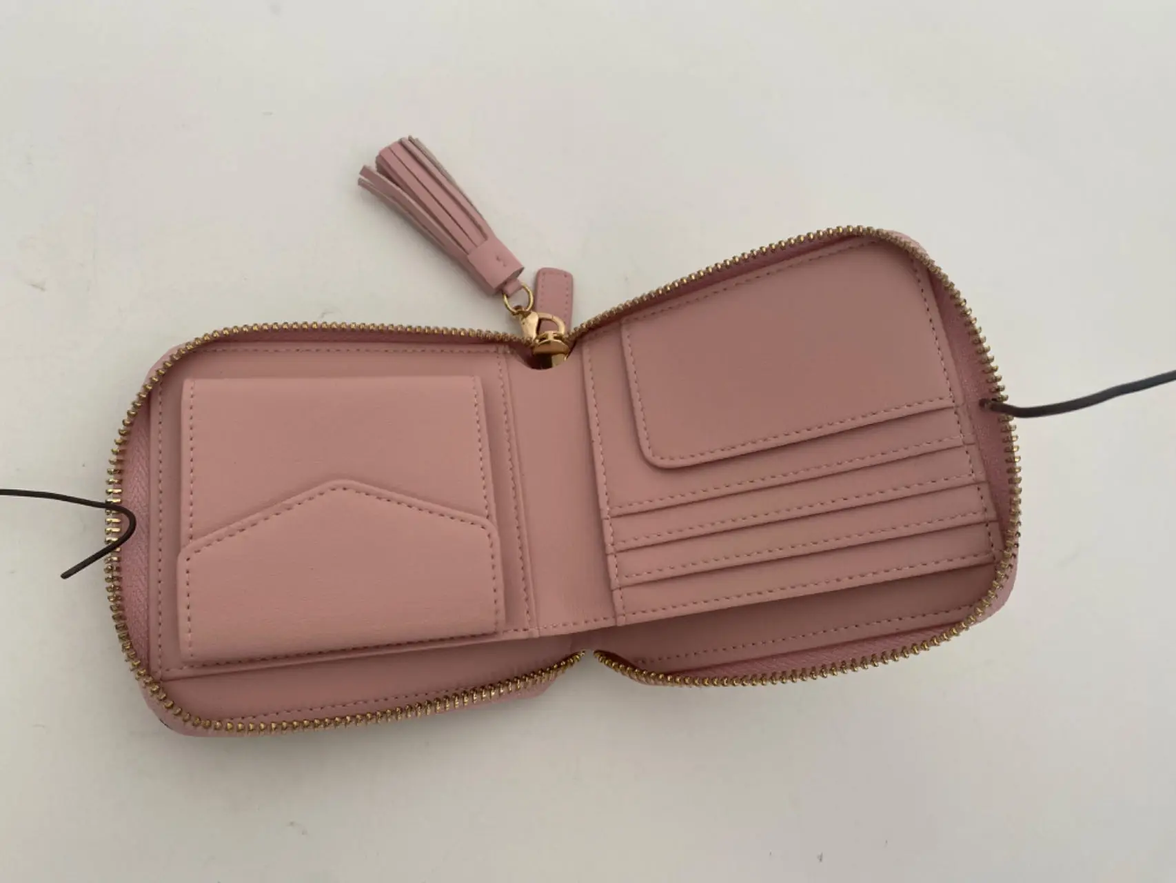 TOUTOU Cat Wallet Card Holder for Woman Passport Cartoon Cat Short Wallet Zipper Around Clutch Purse Vintage Design Purse