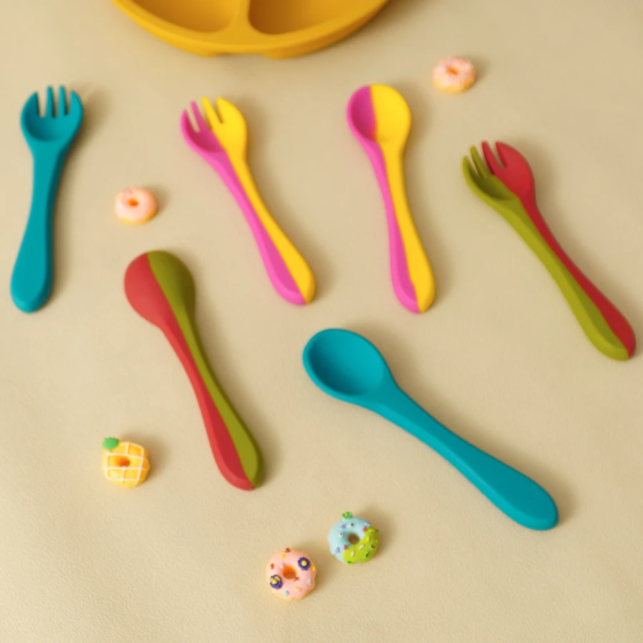 

New Designed 2PC Silicone Baby Utensils Food Grade Feeding Spoon Fork Set Kids Eating Training Cutlery Children's Tableware