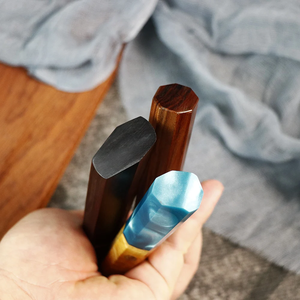 DIY uchwyt noża naturalna ochrona środowiska ośmiokątna niebieska żywica akcesoria do uchwytów sześciokątny jaskółczy ogon drzewo sandałowe EDC — zdjęcie 7
