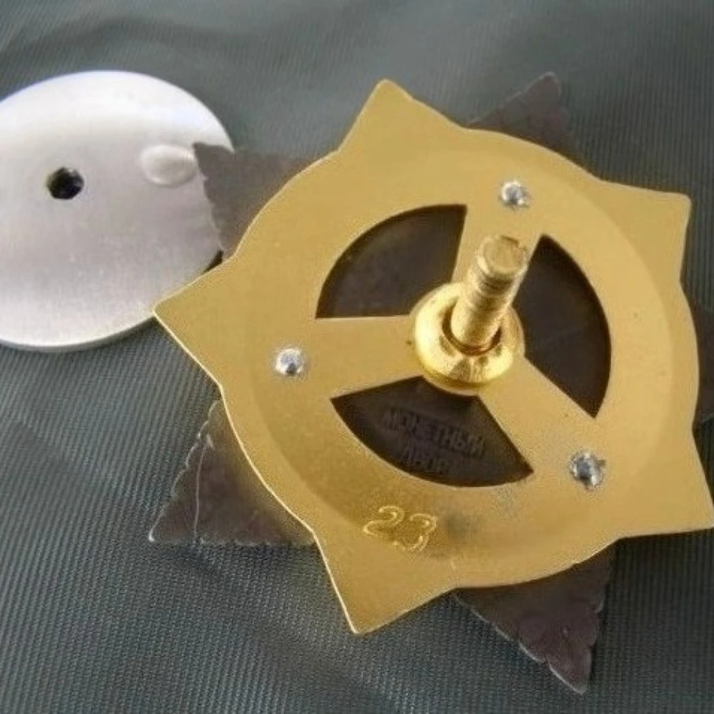 Советский класс I Богдани. Медаль Хмелnytsky Советская Металлическая Эмблема Сувенир Украшения Ремесла