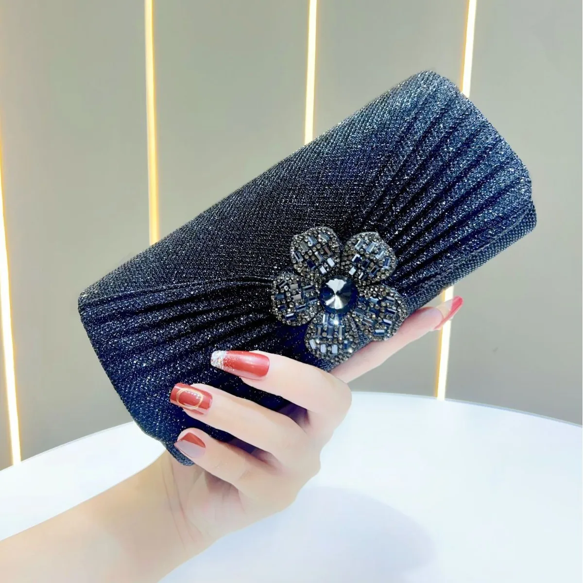 

Fine Diamond Flower Small Clutch Purse For Womens Fashion Classic Champagne Silver Black Chain Shoulder Bag Crossbody Prom Party