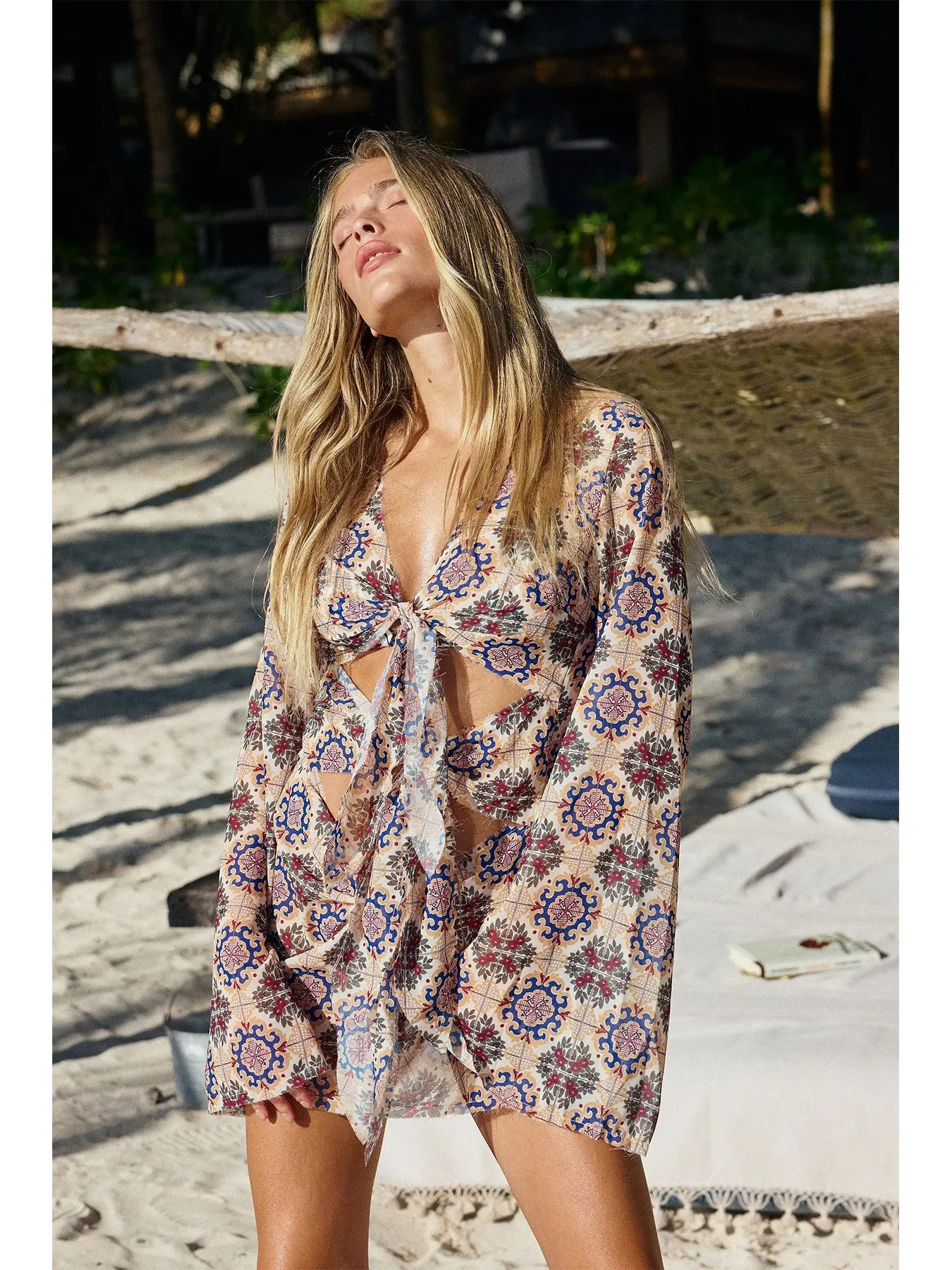 Vintage Long Sleeve Printed Cover Up Dress Fashion Women's Deep V-Neck Cutout Bathing Suit Elegant Mujer Vacation Beach Clothing