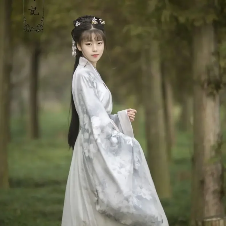 新しい中国の伝統的な服韓服祭りコスプレ衣装中国の民族舞踊衣装ファッショントップスカートセットパフォーマンスウェア