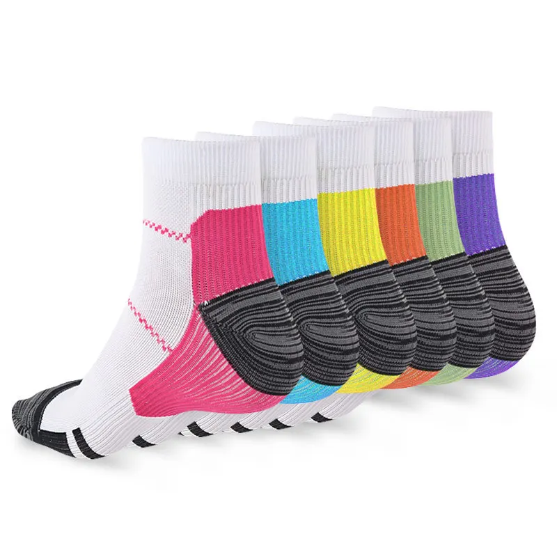 Sport socks for Men and Women Ankle Athletic Compression Socks Fit for Running Cycling