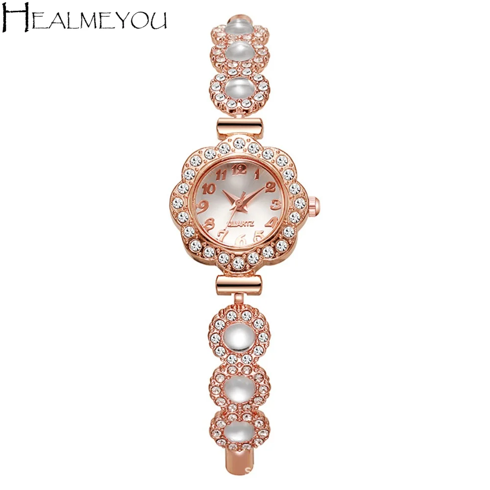 Elegant Women's Bracelet Watch Exquisite Portable Ladies Business Watches Simple Pull Type Rhinestone Quartz Watch