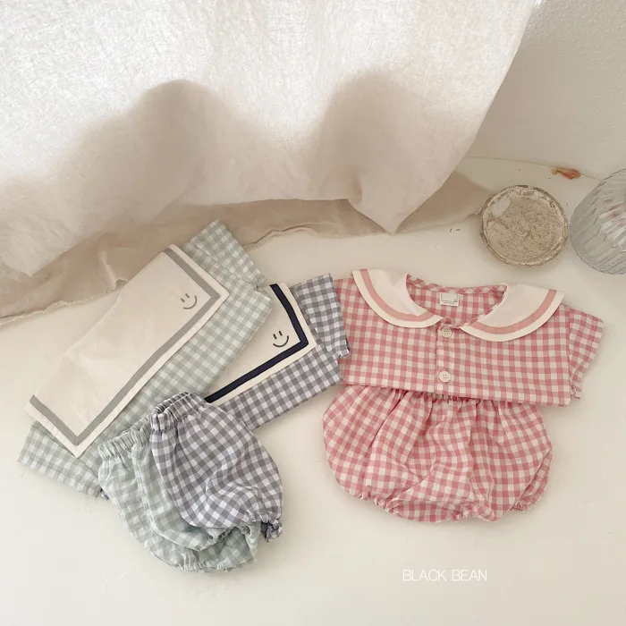 Korean version of infant refreshing plaid college style short-sleeved bread pants set ins newborn summer lapel set